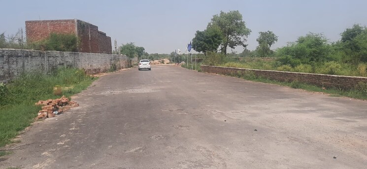 undefined, jewar  200 Sq.Ft. Plot In Jewar Greater Noida 9355911