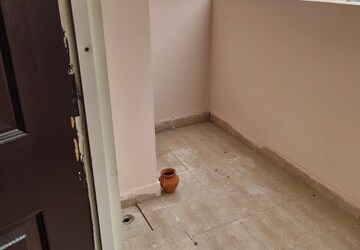 Balcony in 3 BHK Apartment at Supertech Cape Town, Sector 74 – for Rent