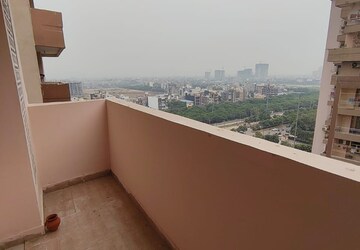 3 BHK Apartment For Rent in Supertech Cape Town, Sector 74