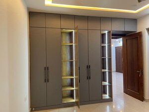 Room in 6 BHK Independent House at Altus Prime, North Mullanpur – for Sale