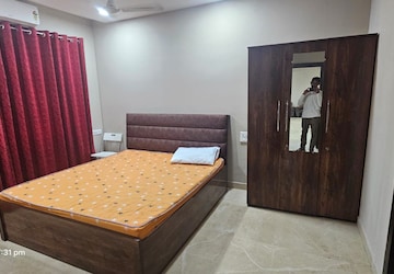 Bedroom in 3 BHK Apartment at Shankar Nagar – for Rent