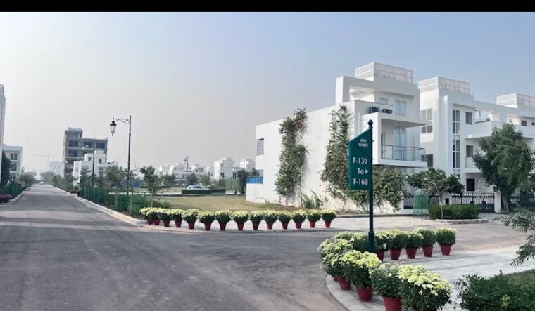 Exterior View, central-park-flower-valley-mikasa-plots  249 Sq.Yd. Plot In Sohna Sector 33 Gurgaon 9355951