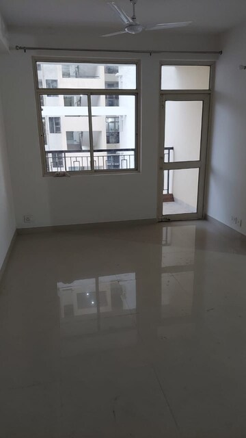 Room in 3 BHK Apartment at Paarth Aadyant, Gomti Nagar – for Rent
