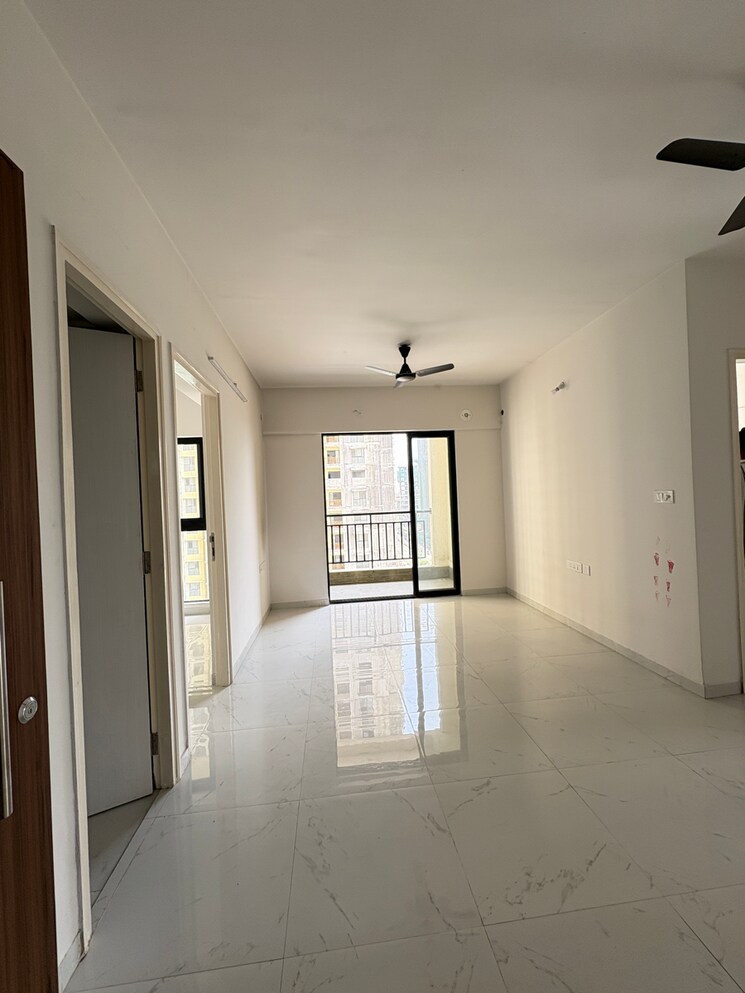 Living Room, runwal-gardens-phase-3 2 Bedroom 612 Sq.Ft. Apartment In Kalyan Shilphata Road Thane 9355988