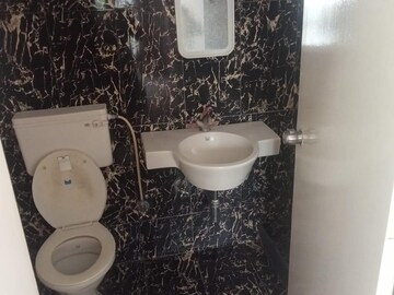 Bathroom in 4 BHK Apartment at Karia Konark Campus, Viman Nagar – for Rent