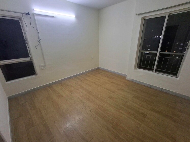 Room, pristine-zircon 3 Bedroom 1500 Sq.Ft. Apartment In Viman Nagar Pune 9355990