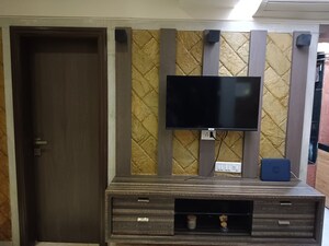 Furnished Amenities in 1 BHK Apartment at Juhu – for Rent