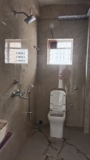 Bathroom in 2 BHK Apartment at City Centre, Salt Lake City – for Rent