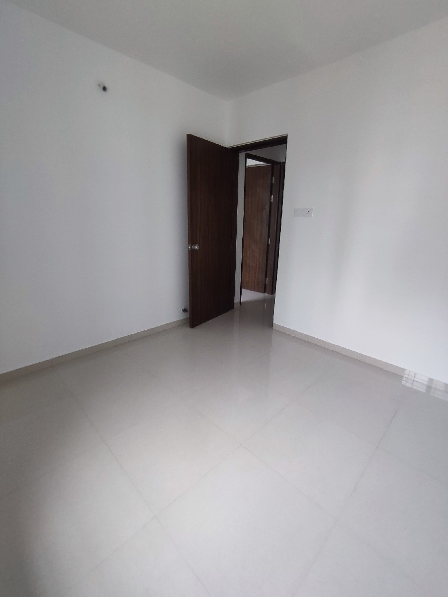 2 BHK Apartment For Rent in Majestique Manhattan Phase 2