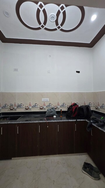 Furnished Amenities in 4 BHK Independent House at Modipuram Bypass – for Sale