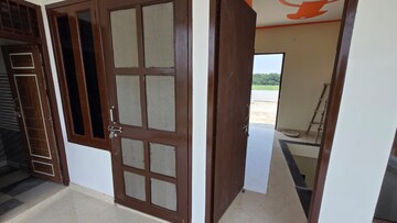 Room in 4 BHK Independent House at Modipuram Bypass – for Sale