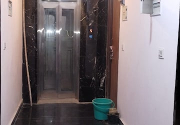 Building Lobby in 1 BHK Builder Floor at Saket – for Rent