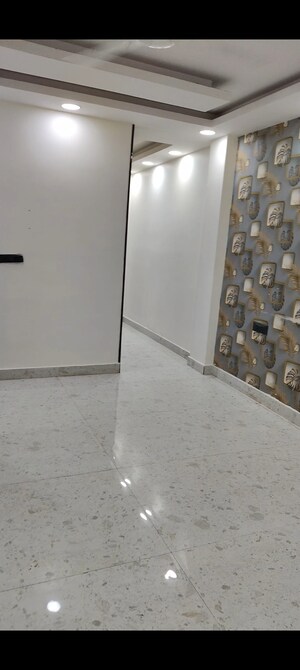 Room in 3 BHK Builder Floor at Govindpuri – for Sale