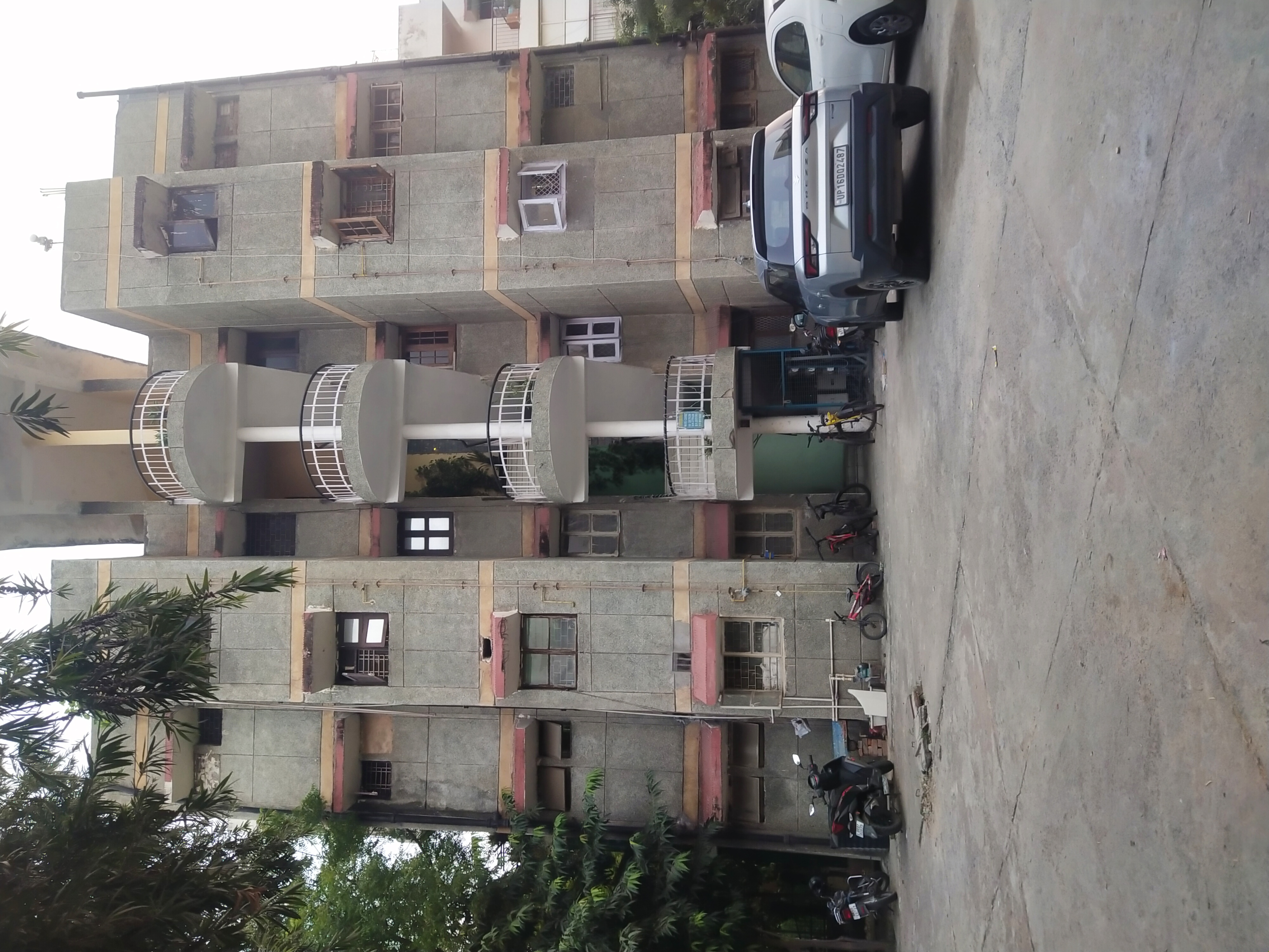 2 BHK Apartment For Sale in Ashirwad Apartments Alpha 1