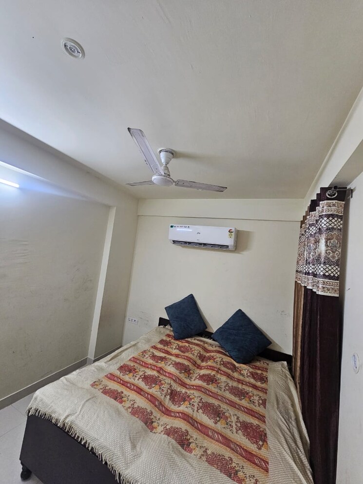 Bedroom, chordia-utsav 2 Bedroom 760 Sq.Ft. Apartment In Mansarovar Jaipur 9356130