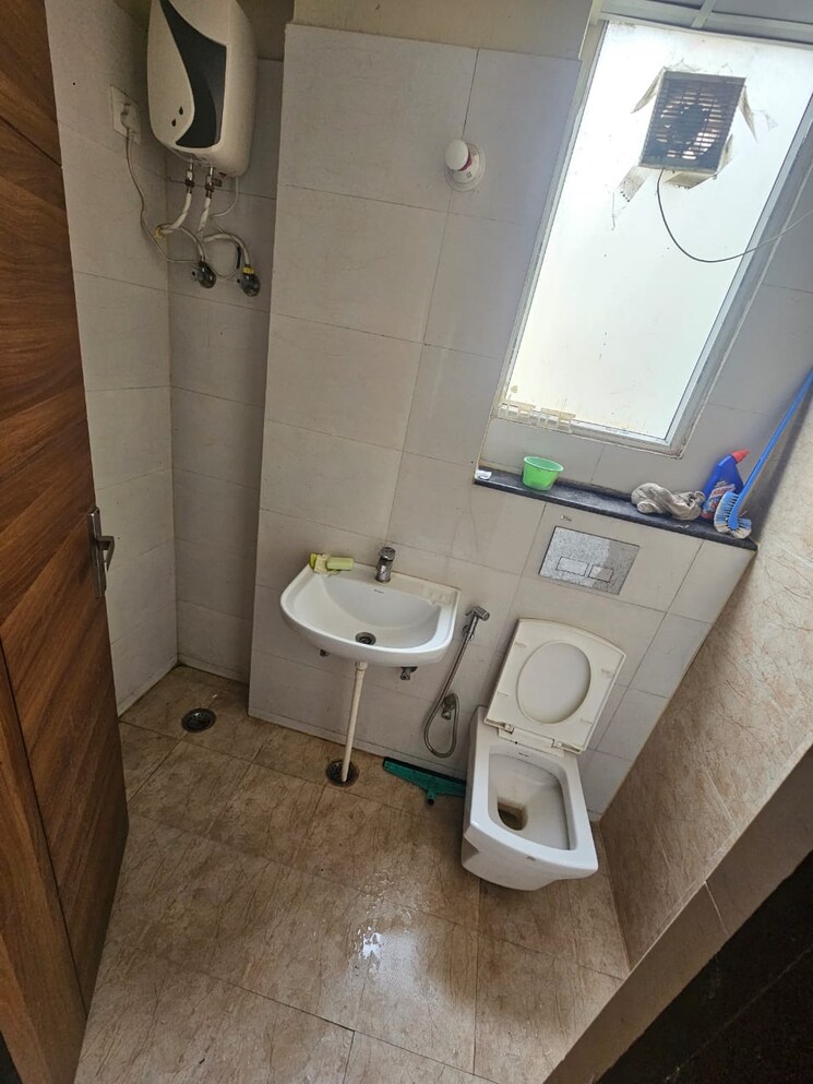 Bathroom, chordia-utsav 2 Bedroom 760 Sq.Ft. Apartment In Mansarovar Jaipur 9356130