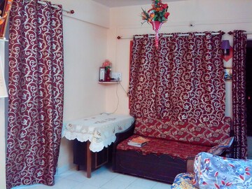 Bedroom in 1 BHK Apartment at Ameya CHS Dhankawadi, Dhankawadi – for Rent