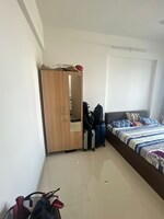 950 Sq.Ft. Pg in Malad West 