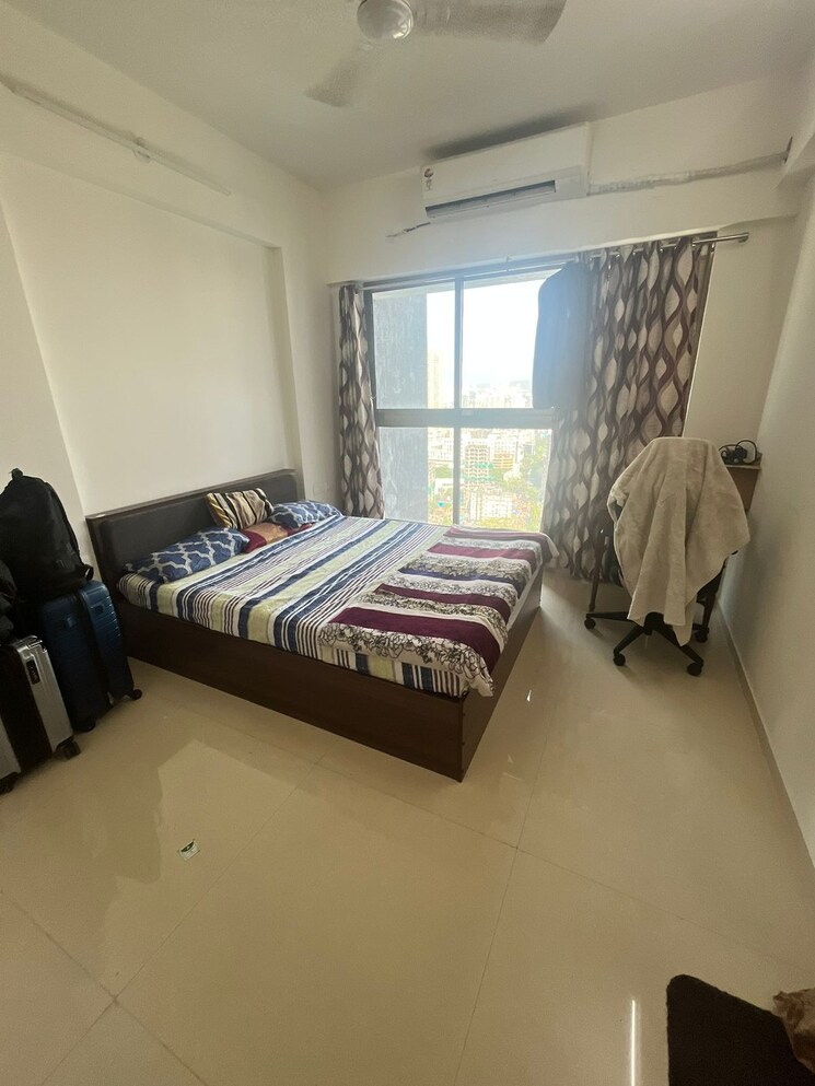 Bedroom, malad west Pg For Boys In Malad West 9356159