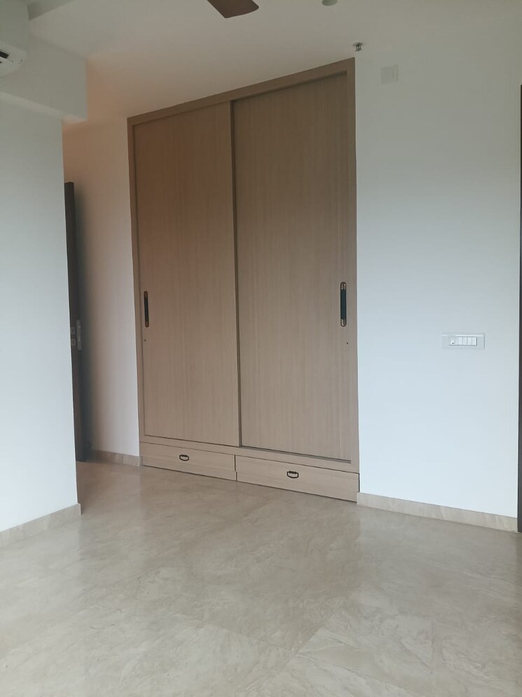 Room, castle-rock 2 Bedroom 629 Sq.Ft. Apartment In Powai Mumbai 9356165