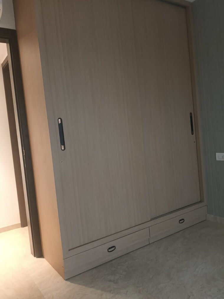 Room, castle-rock 2 Bedroom 629 Sq.Ft. Apartment In Powai Mumbai 9356165