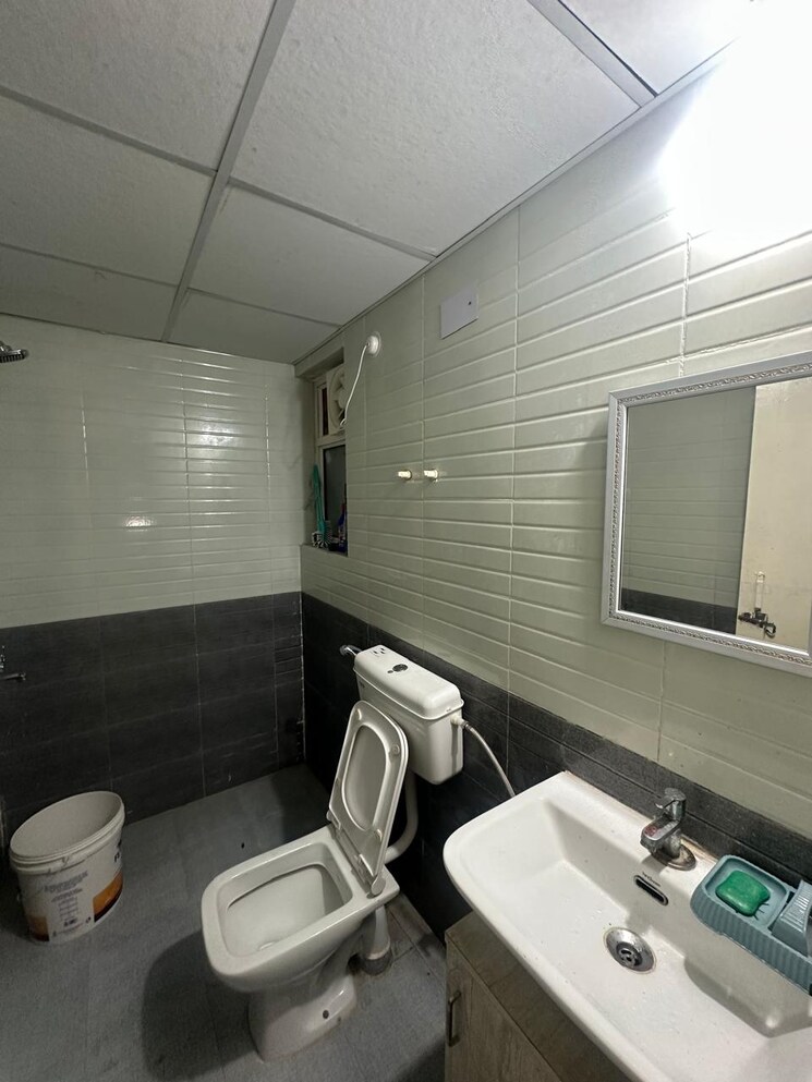 Master Bedroom, rof-alante 3 Bedroom 900 Sq.Ft. Apartment In Sector 108 Gurgaon 9356170