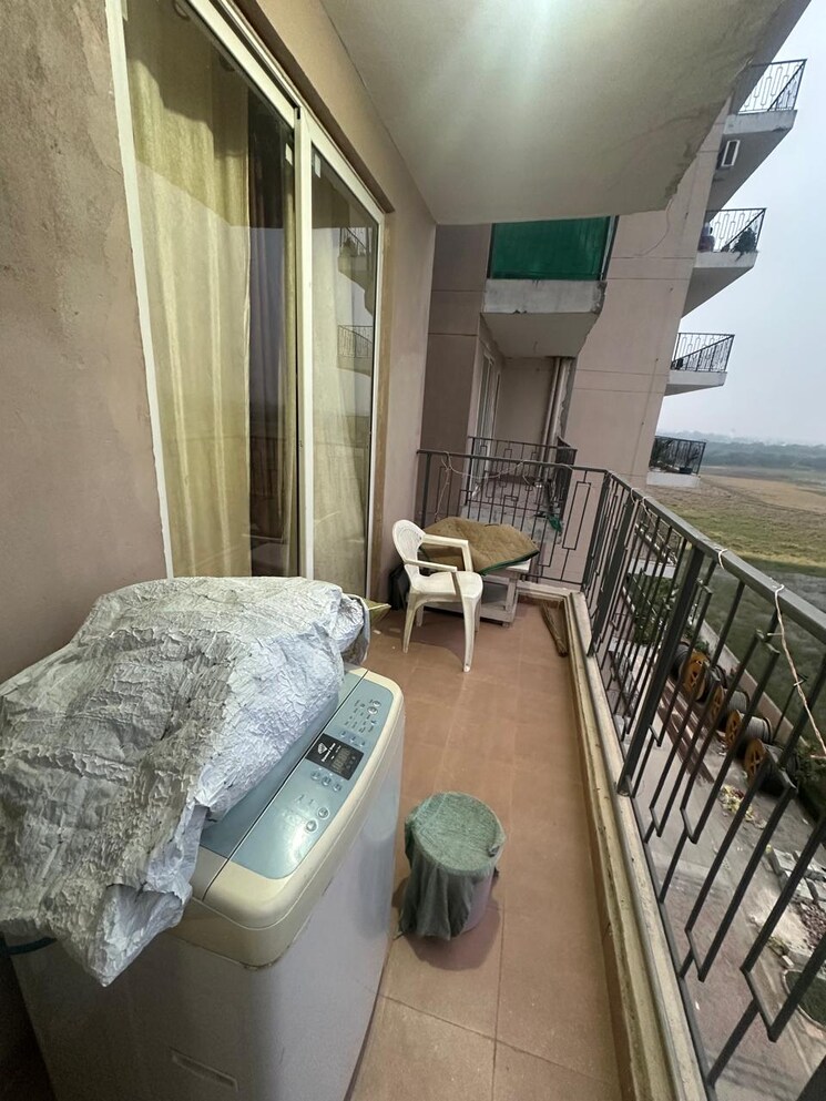 Balcony, rof-alante 3 Bedroom 900 Sq.Ft. Apartment In Sector 108 Gurgaon 9356170