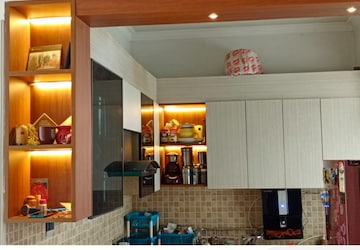 Living Room in 2.5 BHK Builder Floor at Central Park 3 Flower Valley, Sohna Sector 33 – for Sale