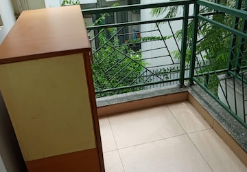 Balcony in 2.5 BHK Builder Floor at Central Park 3 Flower Valley, Sohna Sector 33 – for Sale