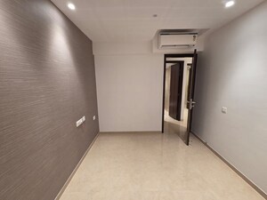 Room in 2 BHK Apartment at Hiranandani Highland, Powai – for Rent