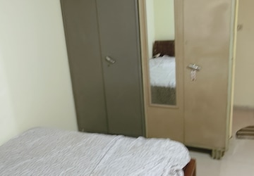 Room in 2 BHK Apartment at Lodha Paradise, Majiwada – for Rent