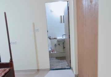 Bathroom in 2 BHK Apartment at Lodha Paradise, Majiwada – for Rent