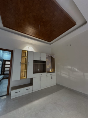 Furnished Amenities in 3 BHK Independent House at Sector 77 – for Sale