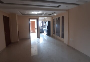 Room in 3 BHK Builder Floor at Fidato Honour Homes, Sector 89 – for Rent
