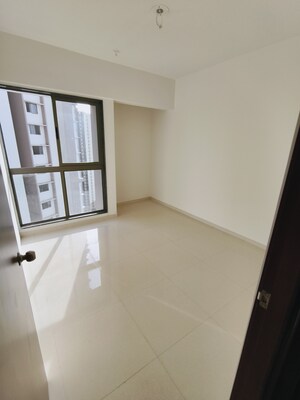 Room in 2 BHK Apartment at Dosti West County, Balkum Pada – for Rent