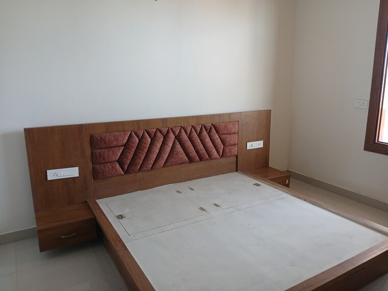 Bedroom, sector 9 2 Bedroom 250 Sq.Yd. Builder Floor In Sector 9 Hisar 9356233
