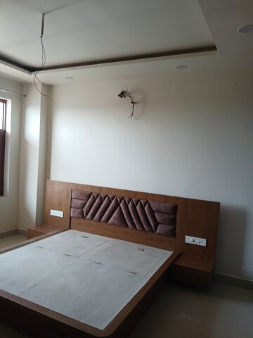 2 BHK Builder Floor For Rent in Sector 9