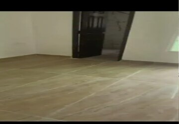 Room in 3 BHK Apartment at Purvanchal Royal City, Chi V Greater Noida – for Rent