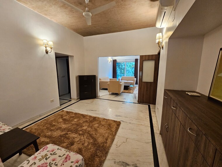Bedroom, boutique-residential-apartments-c-253 3 Bedroom 2200 Sq.Ft. Builder Floor In Defence Colony Delhi 9356270