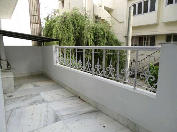 Balcony, boutique-residential-apartments-c-253 3 Bedroom 2200 Sq.Ft. Builder Floor In Defence Colony Delhi 9356270