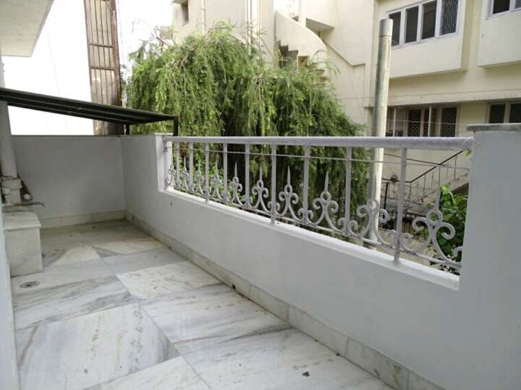 Balcony, boutique-residential-apartments-c-253 3 Bedroom 2200 Sq.Ft. Builder Floor In Defence Colony Delhi 9356270