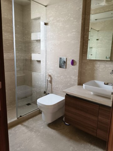 Bathroom in 4 BHK Builder Floor at Boutique Residential Apartments C-253, Defence Colony – for Rent
