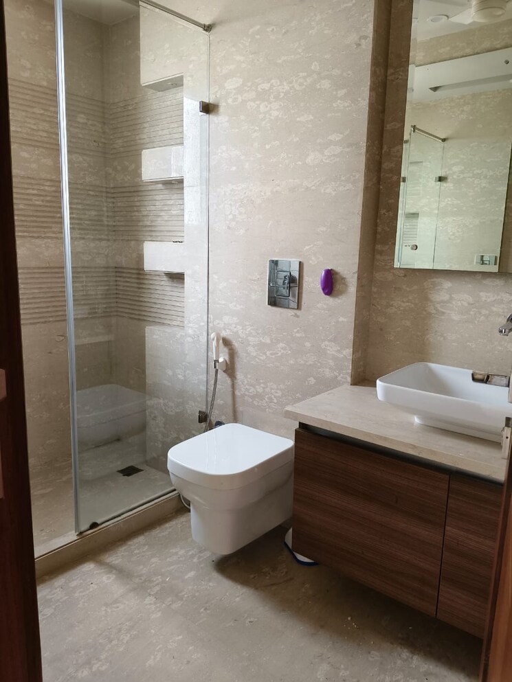 Bathroom, boutique-residential-apartments-c-253 4 Bedroom 2400 Sq.Ft. Builder Floor In Defence Colony Delhi 9356277