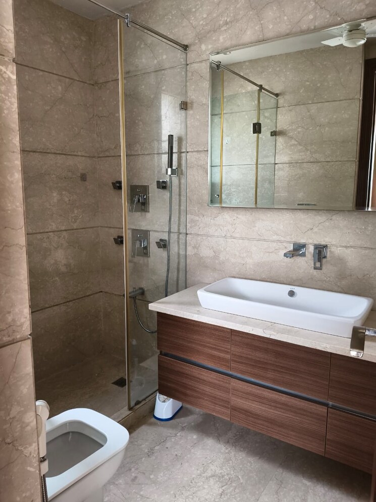 Bathroom, boutique-residential-apartments-c-253 4 Bedroom 2400 Sq.Ft. Builder Floor In Defence Colony Delhi 9356277