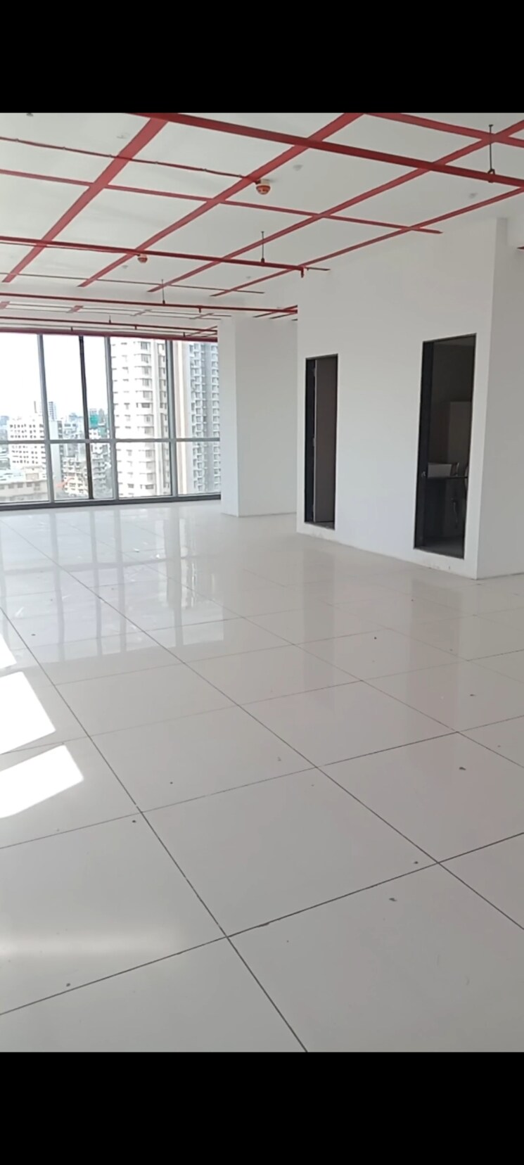 Room, gala-altezza Commercial Office Space 1480 Sq.Ft. In Sion East Mumbai 9356285