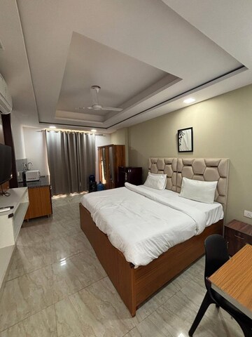 Studio Apartment For Rent in Sector 52