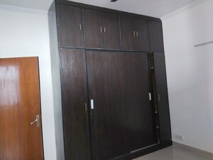 Furnished Amenities in 2 BHK Apartment at Parsvnath Prestige, Sector 93a – for Sale