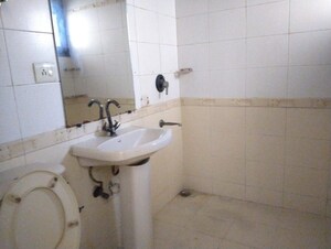 Bathroom in 2 BHK Apartment at Parsvnath Prestige, Sector 93a – for Sale
