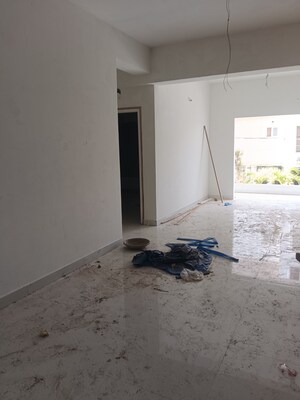 Room in 3 BHK Apartment at Kokapet – for Rent