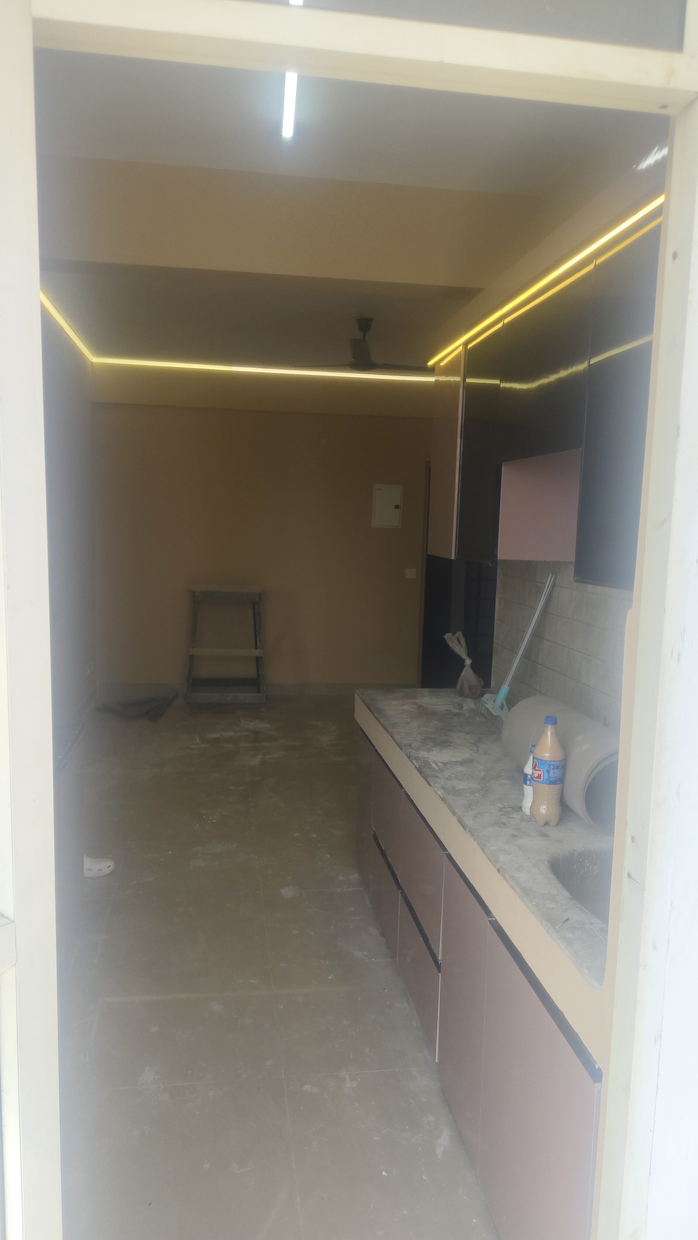 2 BHK Apartment For Rent in Suncity Avenue 76